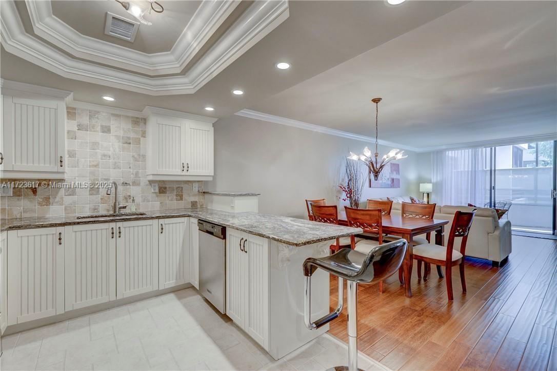 Picture of 600 Three Islands Blvd # 116, Hallandale Beach, FL 33009