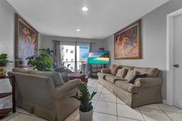 Picture of 7125 Bonita Dr # 306, Miami Beach, FL 33141