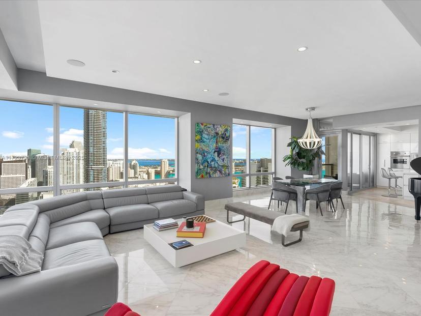 Picture of 1425 Brickell Ave, Miami FL 33131