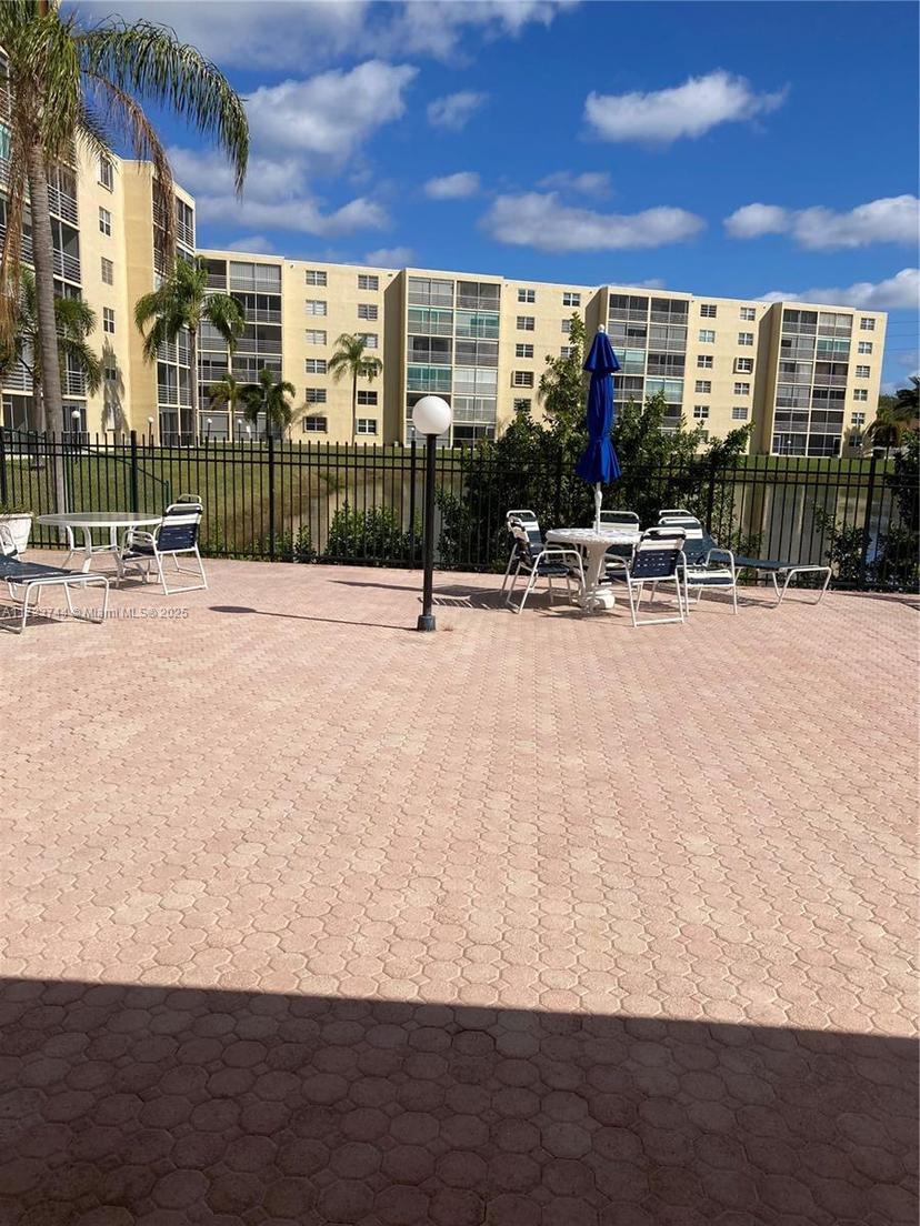Picture of 301 SE 3Rd St # 408, Dania Beach FL 33004