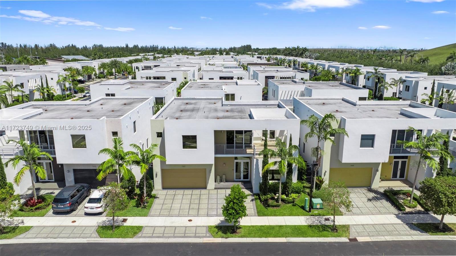 Picture of 7457 NW 101St Ave, Doral, FL 33178