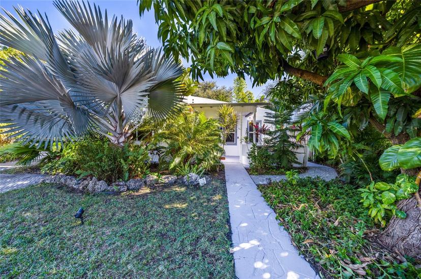Picture of 12125 NE 5Th Ave, North Miami FL 33161