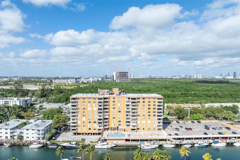 Picture of 2450 NE 135Th St # 406, North Miami FL 33181
