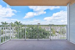 Picture of 2450 NE 135Th St # 406, North Miami, FL 33181