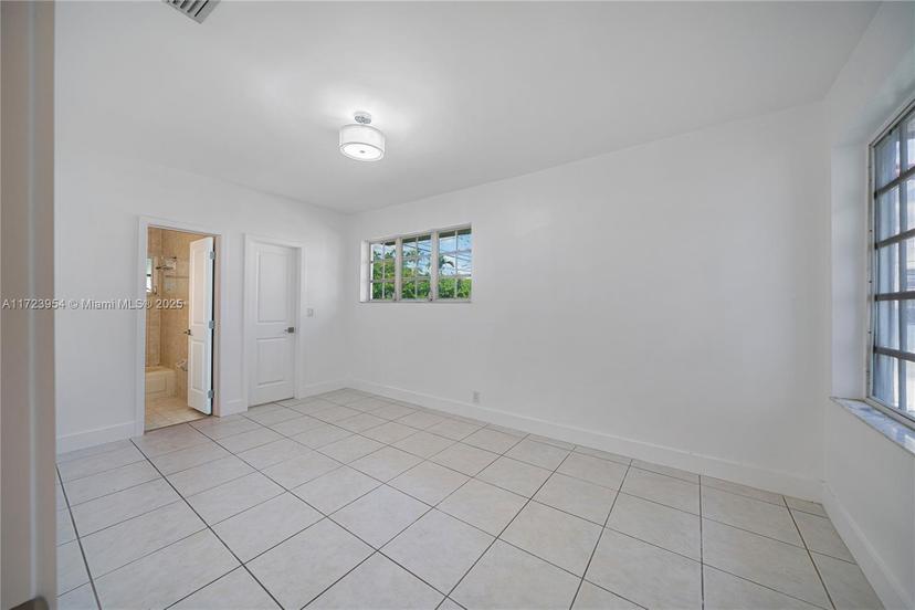 Picture of 820 Lorca St, Coral Gables FL 33134