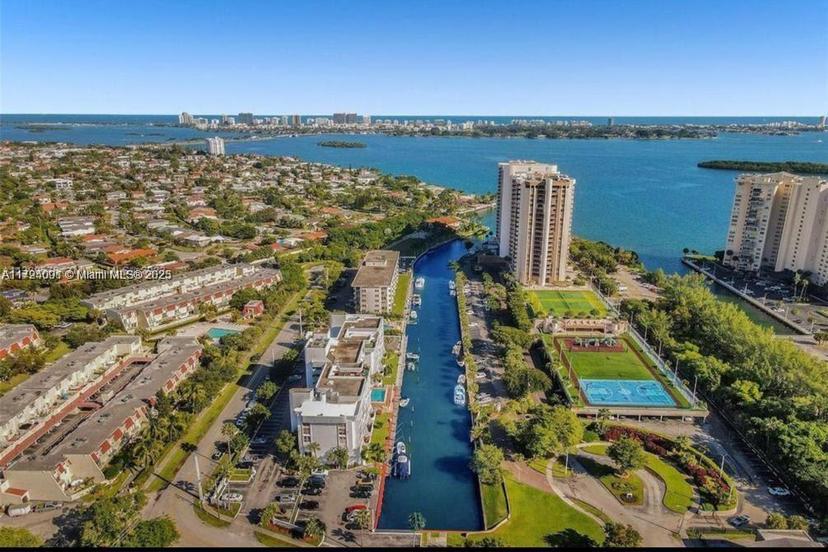 Picture of 1650 NE 115Th St # 507, Miami FL 33181