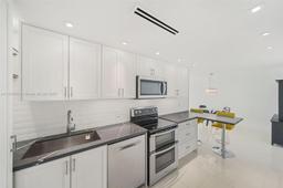 Picture of 6770 Indian Creek Dr # 6L, Miami Beach, FL 33141