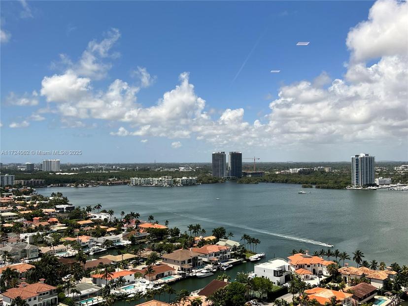 Picture of 2000 Island Blvd # 2507, Aventura FL 33160