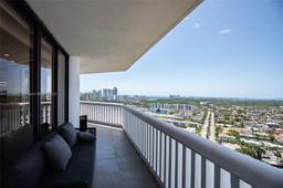 Picture of 2000 Island Blvd # 2507, Aventura, FL 33160
