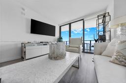 Picture of 460 NE 28Th St # 3905, Miami, FL 33137