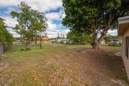 Picture of 1643 NW 14Th Ct, Fort Lauderdale, FL 33311