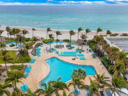 Picture of 3801 S Ocean Dr # 3K, Hollywood, FL 33019