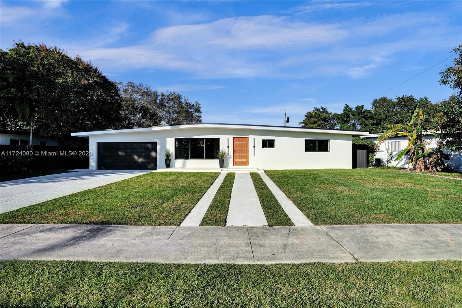 Picture of 1941 NE 186Th Dr, North Miami Beach, FL 33179