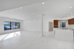 Picture of 1941 NE 186Th Dr, North Miami Beach, FL 33179