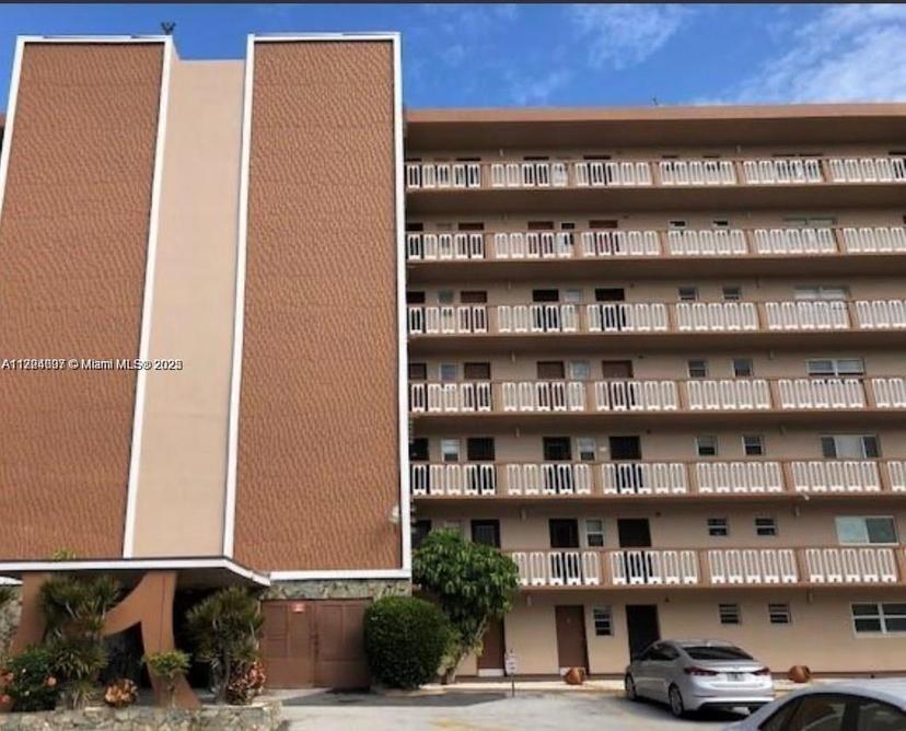 Picture of 301 NE 14Th Ave # 702, Hallandale Beach FL 33009