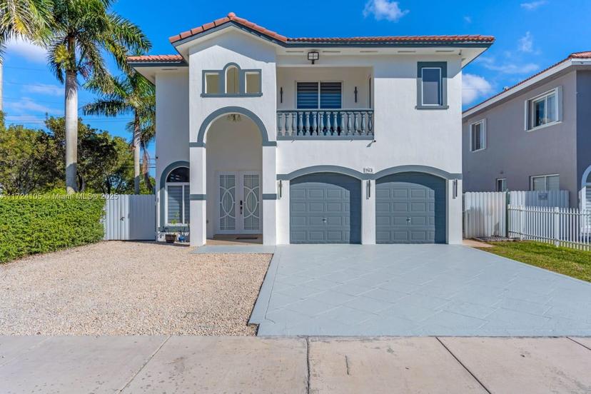 Picture of 963 NE 17Th Ter, Homestead FL 33033
