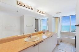 Picture of 16699 Collins Ave # 1002, Sunny Isles Beach, FL 33160