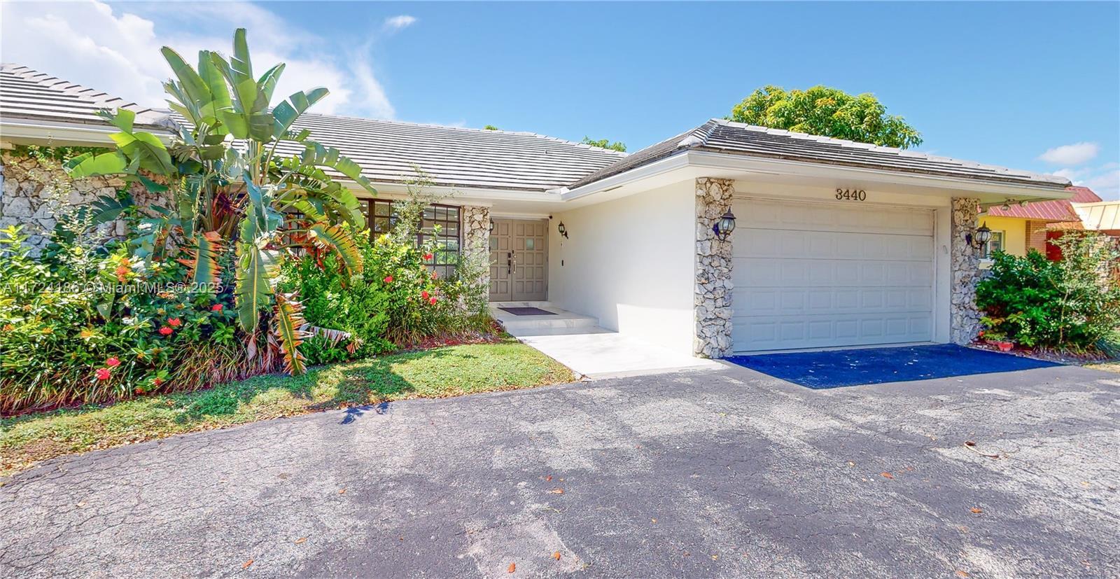Picture of 3440 N Park Rd, Hollywood, FL 33021