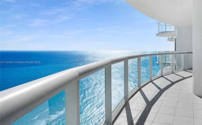 Picture of 6365 Collins Ave # 2702, Miami Beach FL 33141