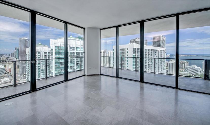 Picture of 68 SE 6Th St # 3511, Miami FL 33131