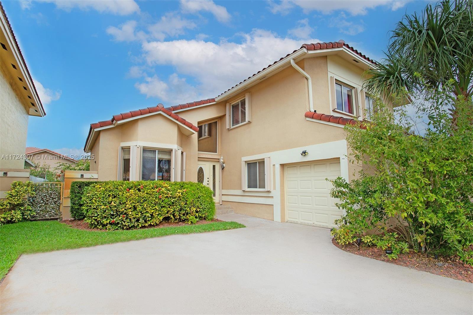 Picture of 18318 NW 61St Ct, Hialeah, FL 33015