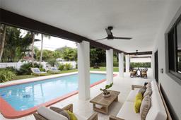 Picture of 9755 SW 143Rd Dr, Miami, FL 33176