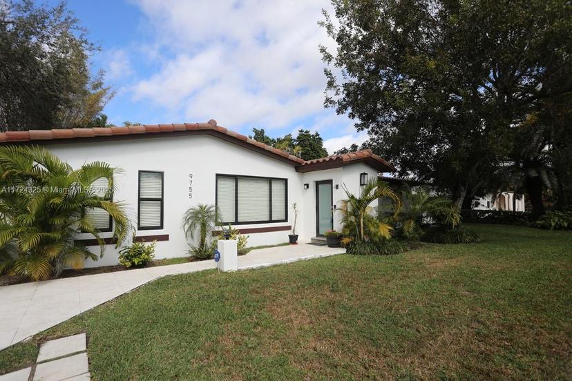 Picture of 9755 SW 143Rd Dr, Miami FL 33176