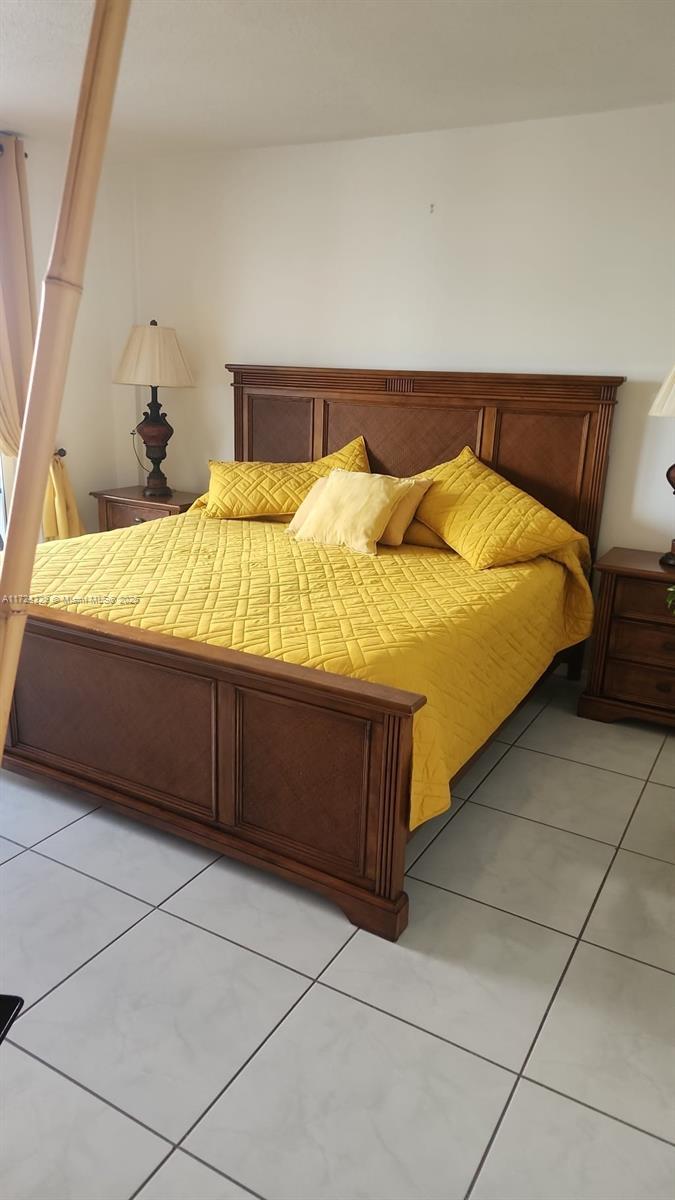 Picture of 1301 NE Miami Gardens Dr # 321W, Miami FL 33179