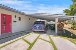 Picture of 15100 SW 89Th Ct, Palmetto Bay, FL 33176