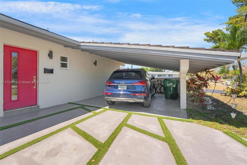 Picture of 15100 SW 89Th Ct, Palmetto Bay FL 33176