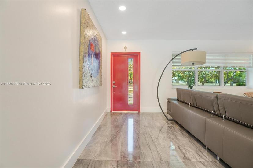 Picture of 15100 SW 89Th Ct, Palmetto Bay FL 33176