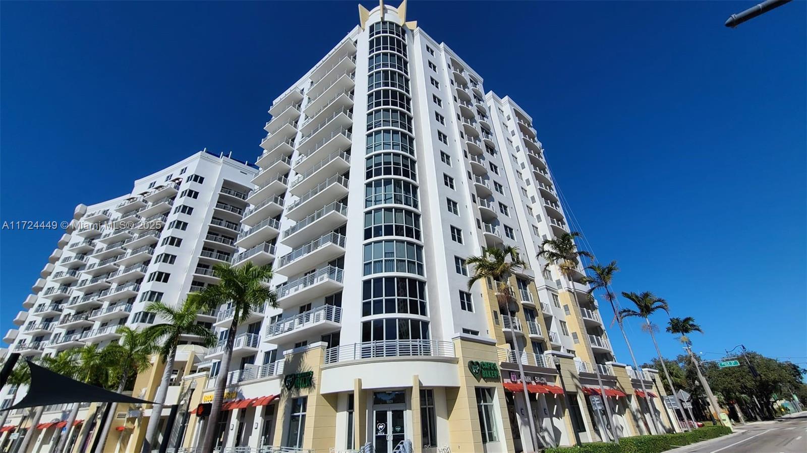 Picture of 1830 Radius Dr # 903, Hollywood, FL 33020