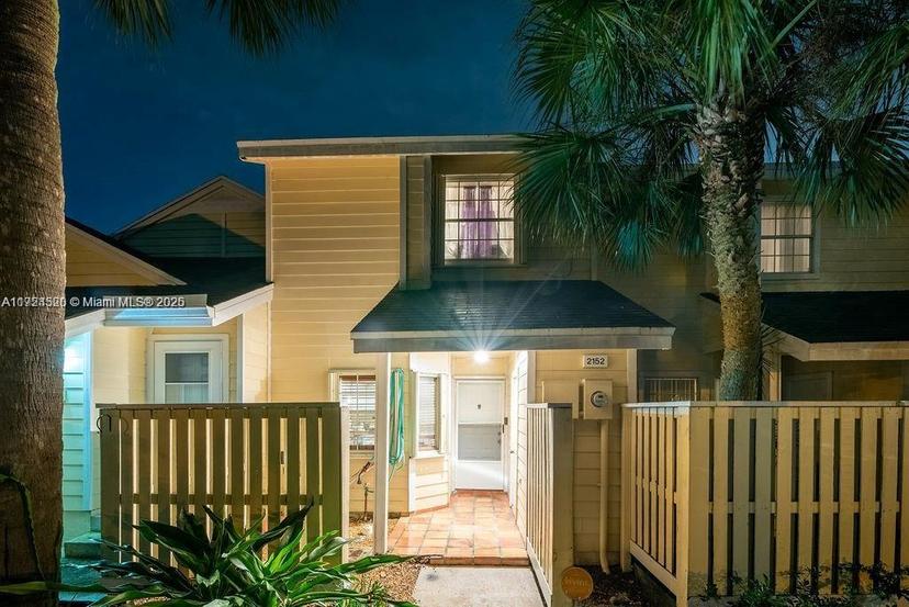 Picture of 2152 Champions Way # 2152, North Lauderdale FL 33068