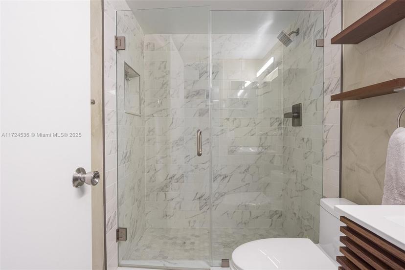 Picture of 770 Claughton Island Dr # 609, Miami FL 33131