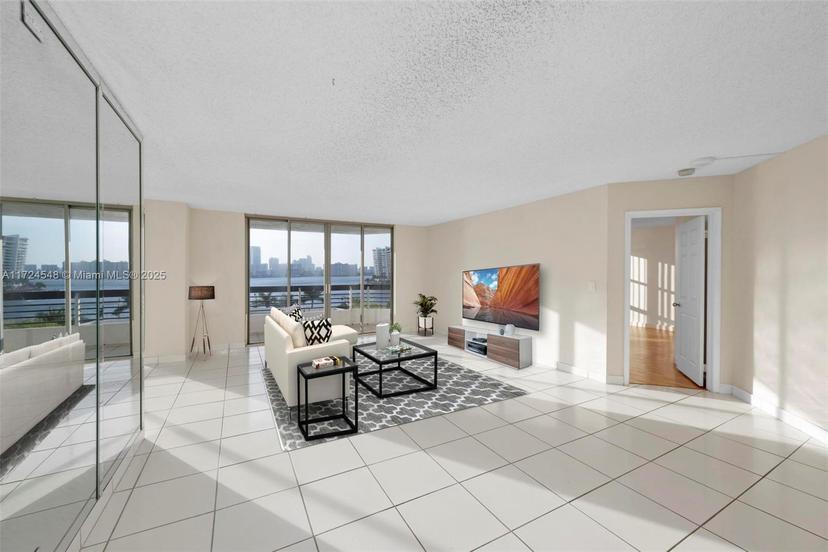 Picture of 3530 Mystic Pointe Dr # 710, Aventura FL 33180