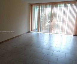 Picture of 1690 NE 191St St # 1, Miami, FL 33179