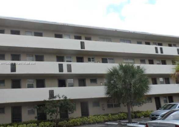 Picture of 1690 NE 191St St # 1, Miami FL 33179