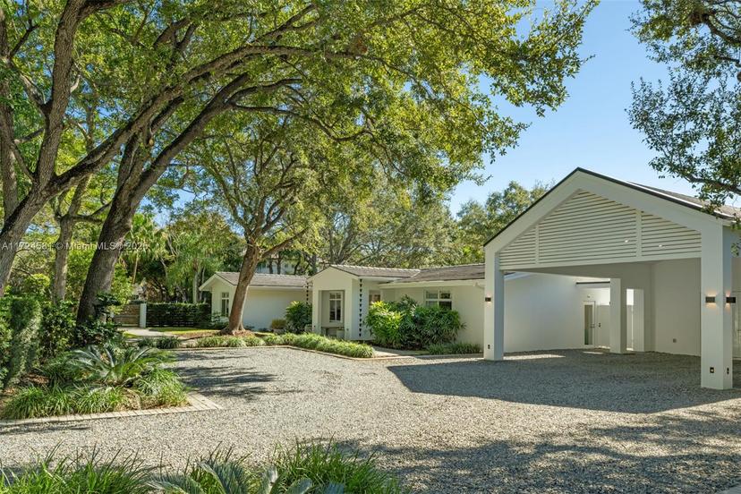 Picture of 5840 SW 91St St, Pinecrest FL 33156