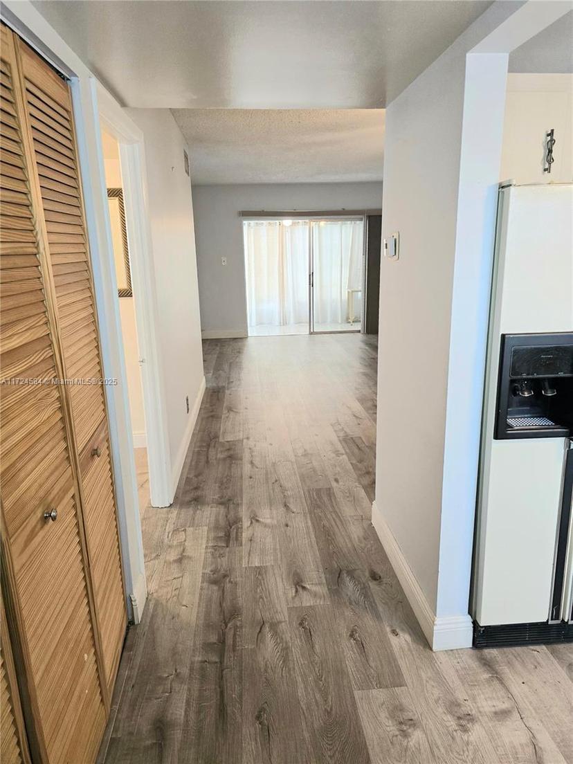 Picture of 601 NW 80Th Ter # 201, Margate FL 33063