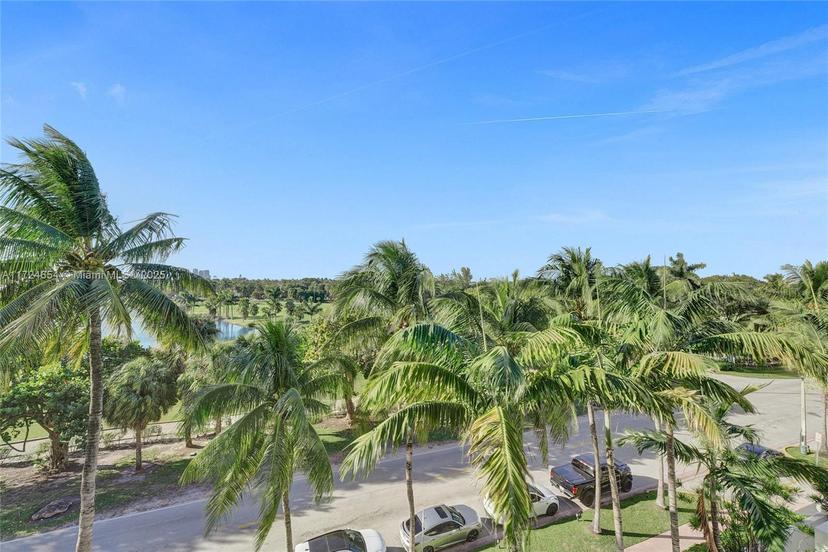 Picture of 2001 Meridian Ave # 505, Miami Beach FL 33139