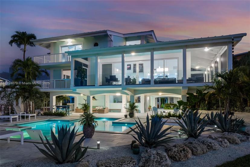 Picture of 186 Bayview Dr, Islamorada FL 33036