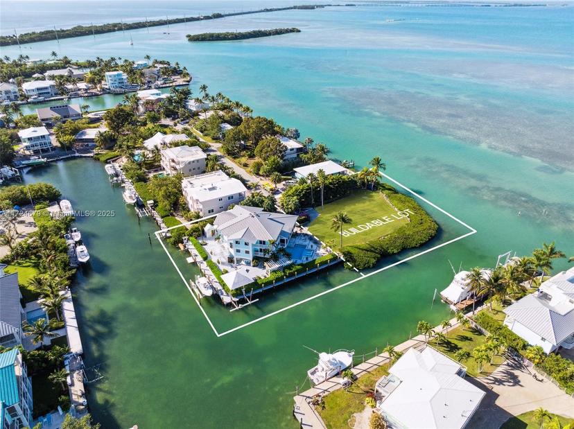 Picture of 186 Bayview Dr, Islamorada FL 33036