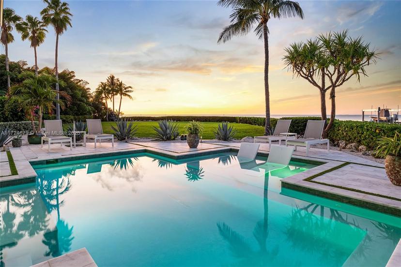 Picture of 186 Bayview Dr, Islamorada FL 33036