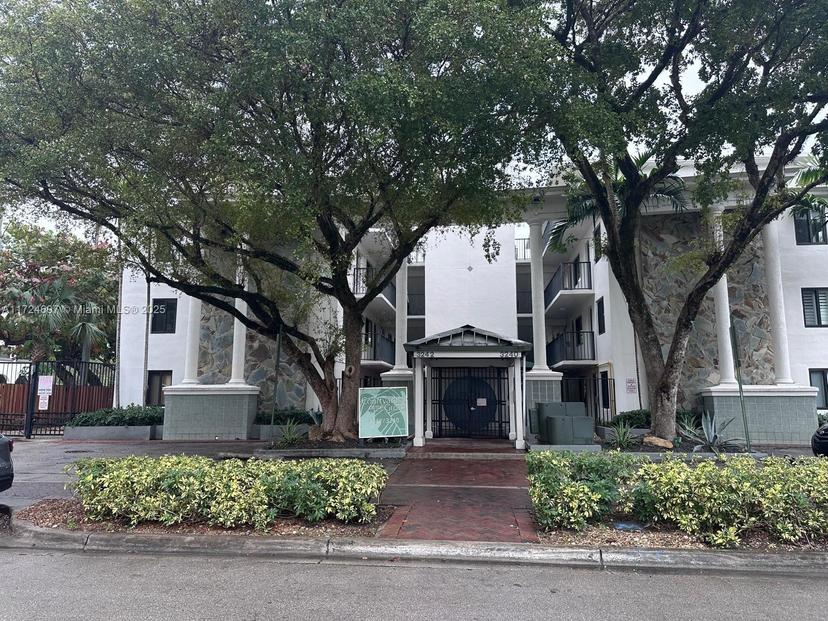 Picture of 3240 Mary St # S207, Miami FL 33133
