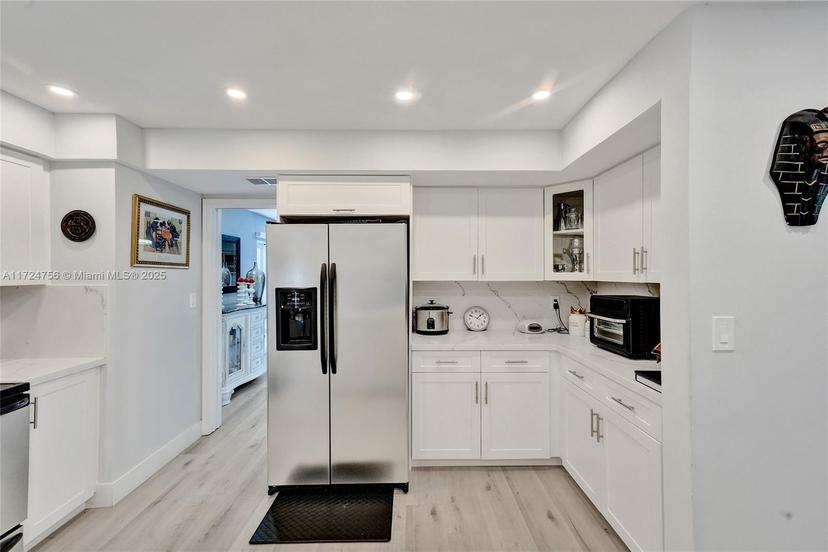 Picture of 6799 Brookline Dr # 6797A, Hialeah FL 33015