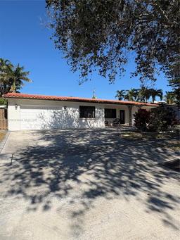 Picture of 1101 NE 4Th Ct, Hallandale Beach, FL 33009