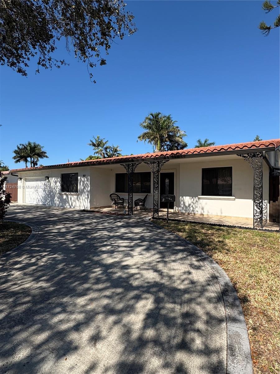 Picture of 1101 NE 4Th Ct, Hallandale Beach, FL 33009