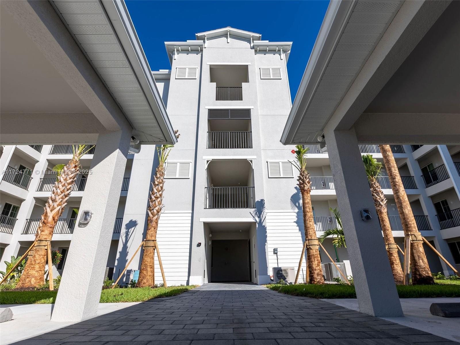 Picture of 5807 Double Eagle Cir # 4615, Ave Maria, FL 34142