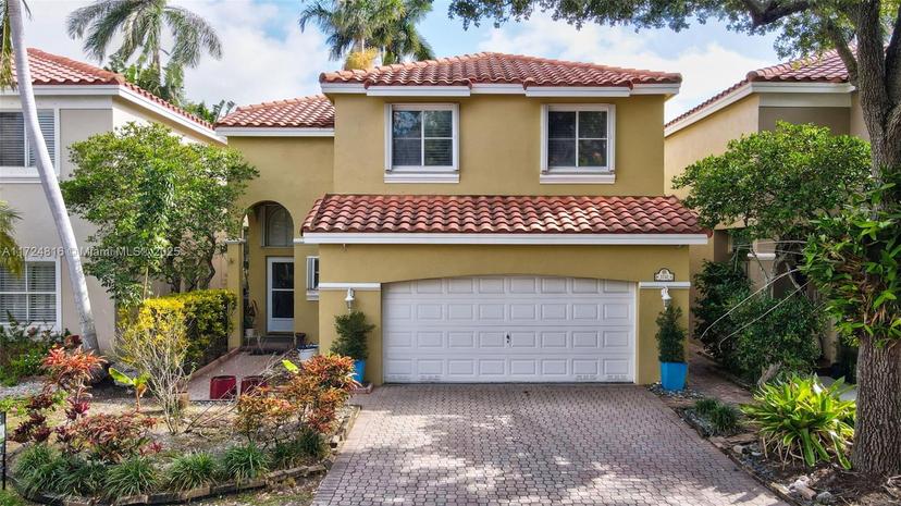 Picture of 1741 E Trafalgar Cir, Hollywood FL 33020