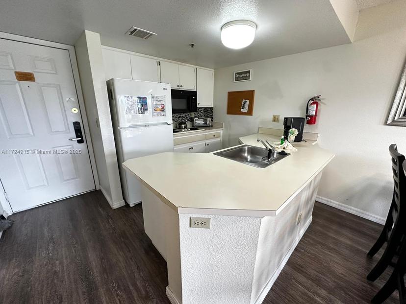 Picture of 6403 Parc Corniche Dr # 4301, Orlando FL 32821